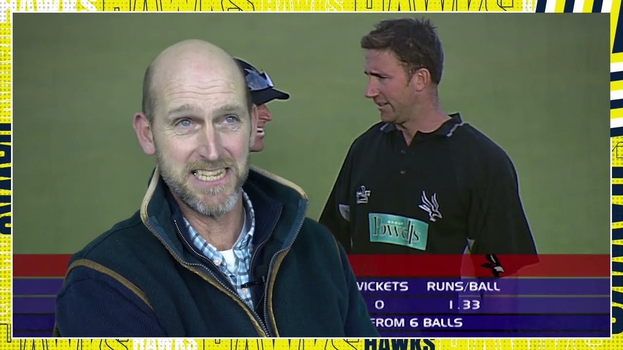 'el clasicoast' Look Back with John Crawley - Ed Giddins Bowls Mushtaq Ahmed