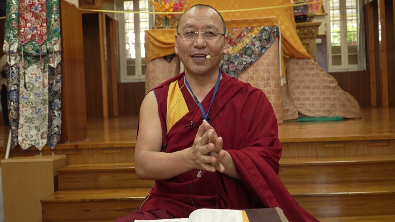 ༄༅། །སྤྱོད་འཇུག་ལེའུ་དང་པོ་ཕན་ཡོན་གྱི་ལེའུ།  དགེ་བཤེས་ངག་དབང་བསོད་ནམས། །  First chapter (1)