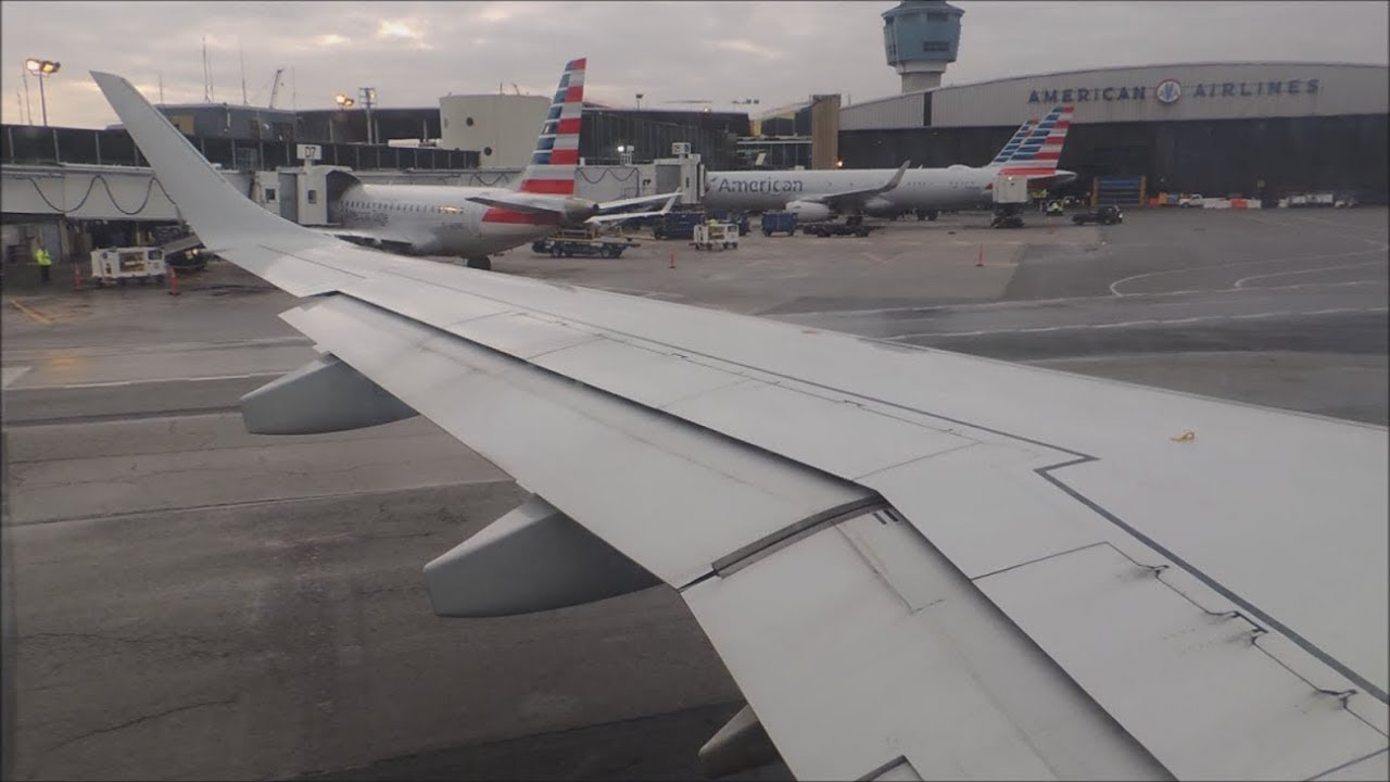 American Airlines Embraer ERJ-190 [N950UW] push back, start up, and takeoff from LGA