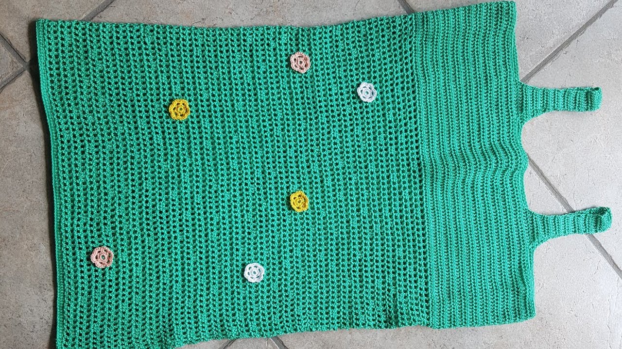 Copricostume con spacco laterale all'uncinetto | Taglia M-L