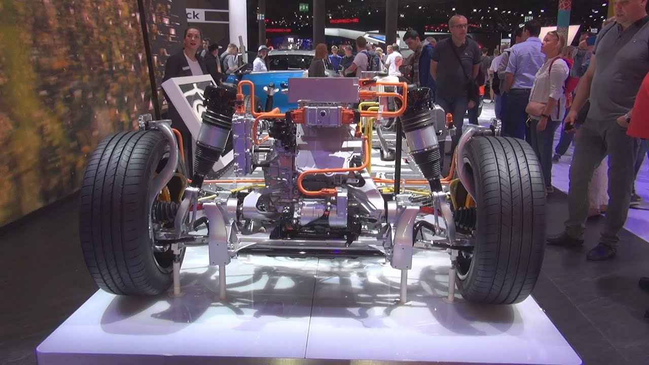Audi e-tron Drivetrain Chassis (2020) Exterior and Interior