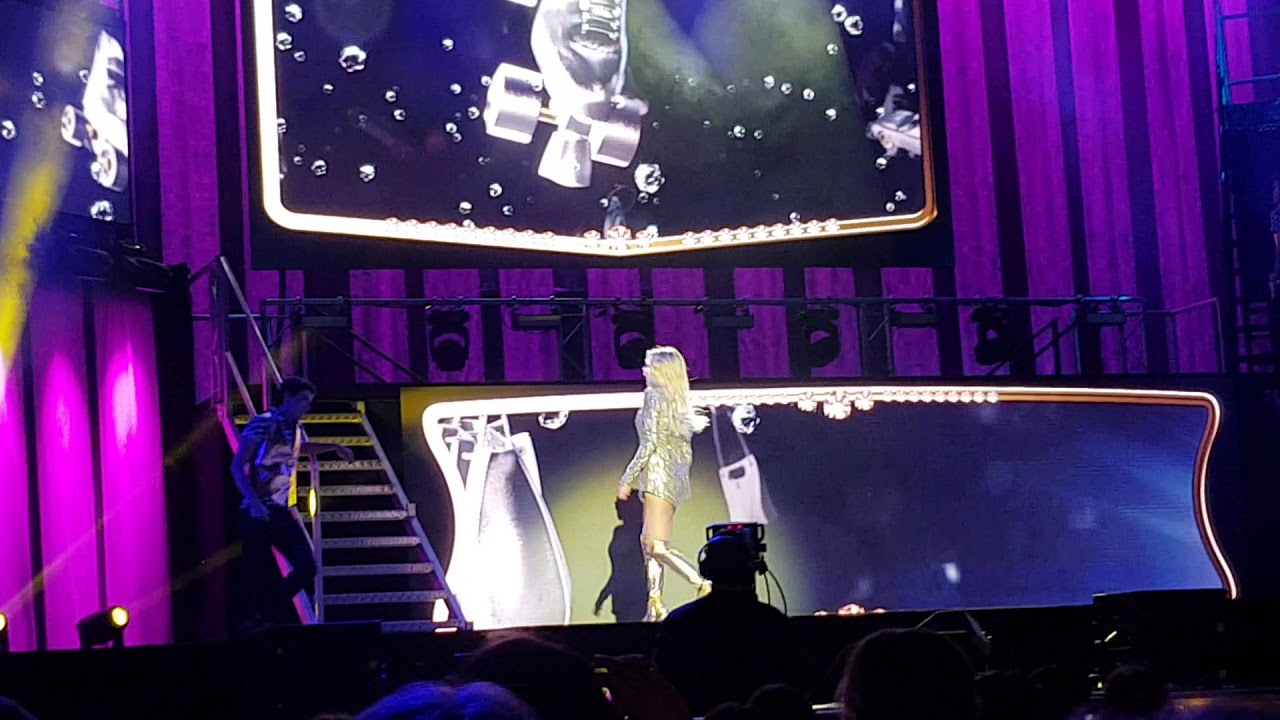 Mirame a mi (Oberhausen)💖👑💖