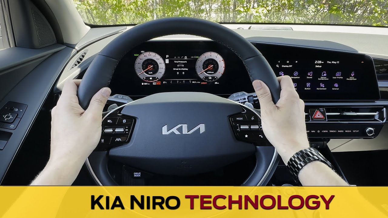 Steering Wheel and Cluster in the Kia Niro (2022-2025 models)