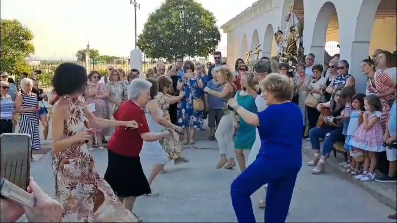 Jota en Procesión. Taller de familiarización y recuperación del folclore Manchego ECOS DE QUERO.
