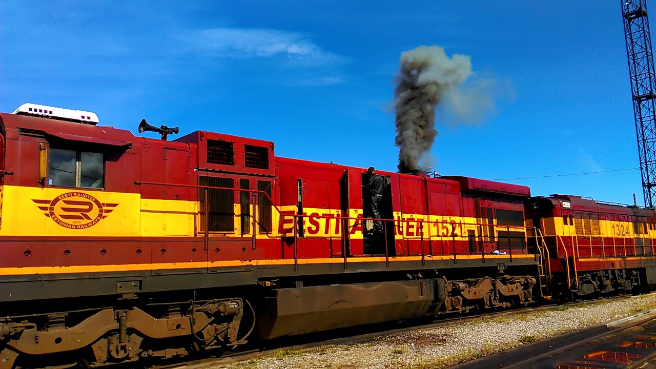 Locomotive GE C36-7i 1521, Estonia, 08.2015