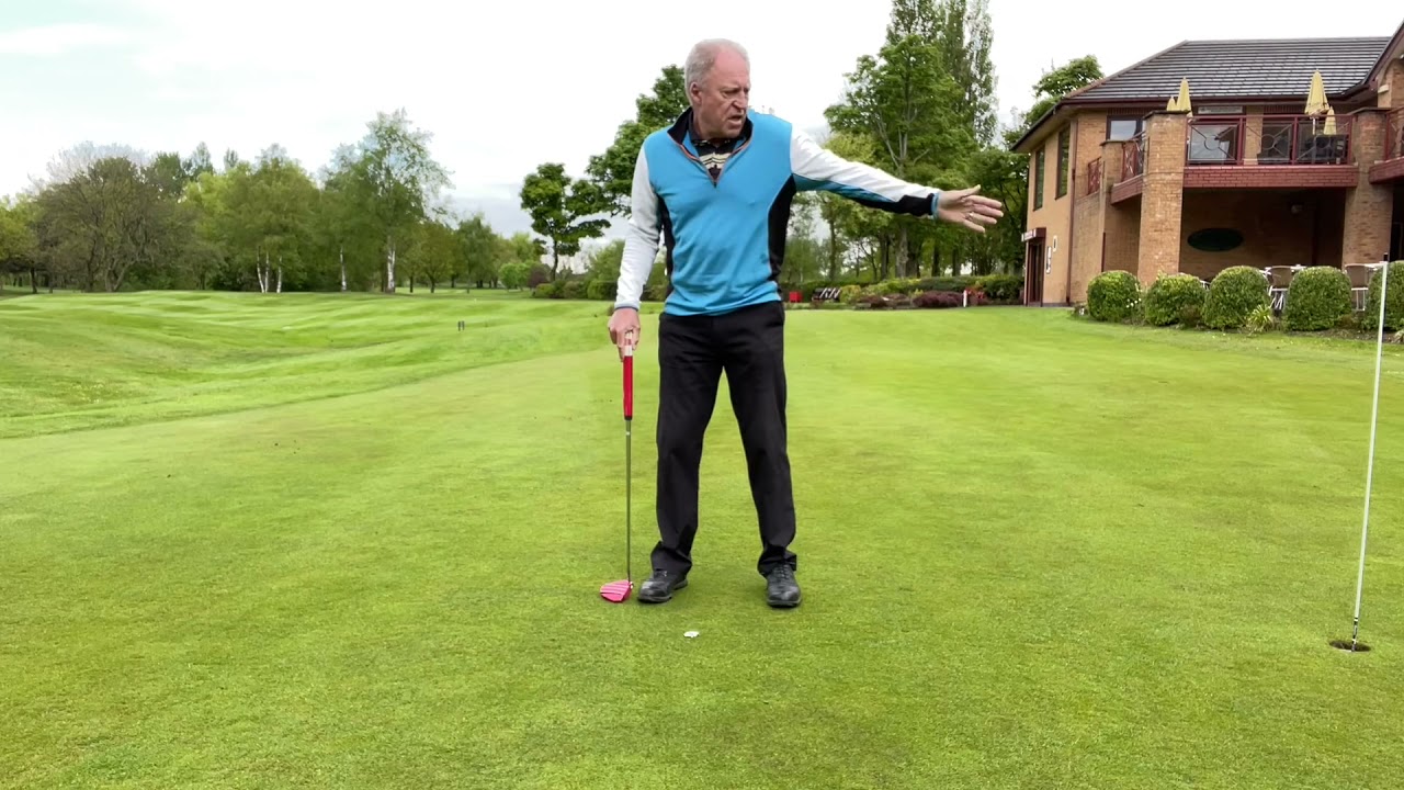 Golf rules on the putting green and surrounds