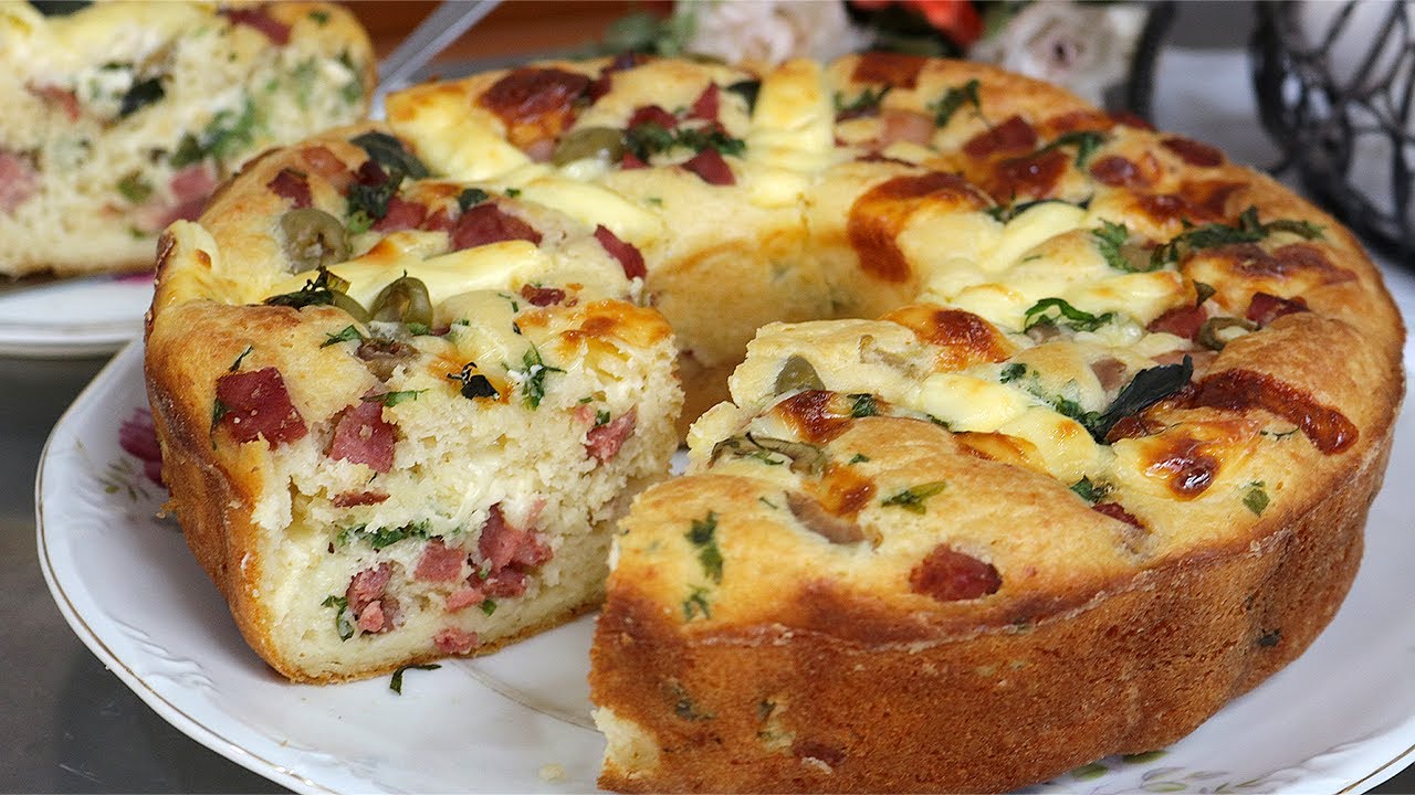 BOLO SALGADO COM MASSA DE CREME DE LEITE FOFINHA - TORTA SALGADA DE CALABRESA E BACON