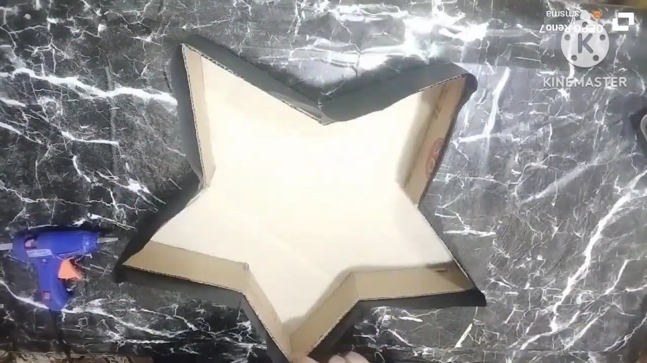طريقة عمل نجمة رمضان من ورق الكرتون والكانسون سهله وشكلها ولا اروع وغير مكلفه #فانوس_رمضان  #رمضان