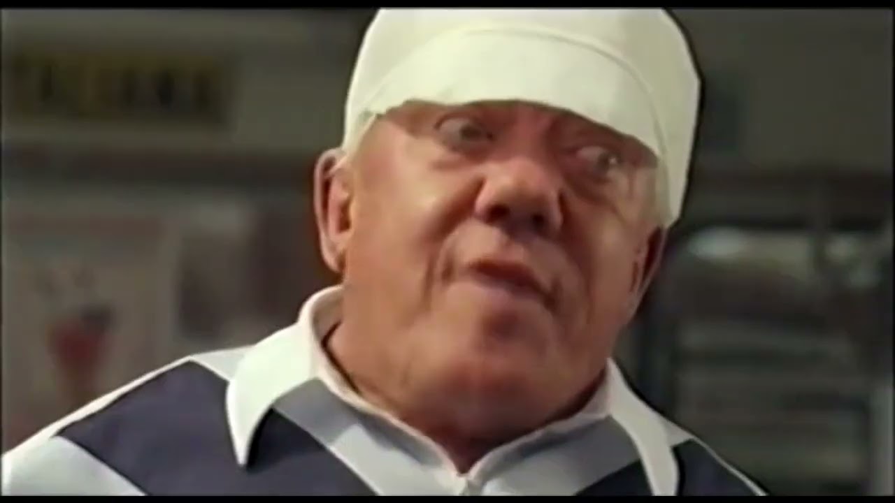 Manilla Envelopes (2006) - Mr Ice Cream Man scene