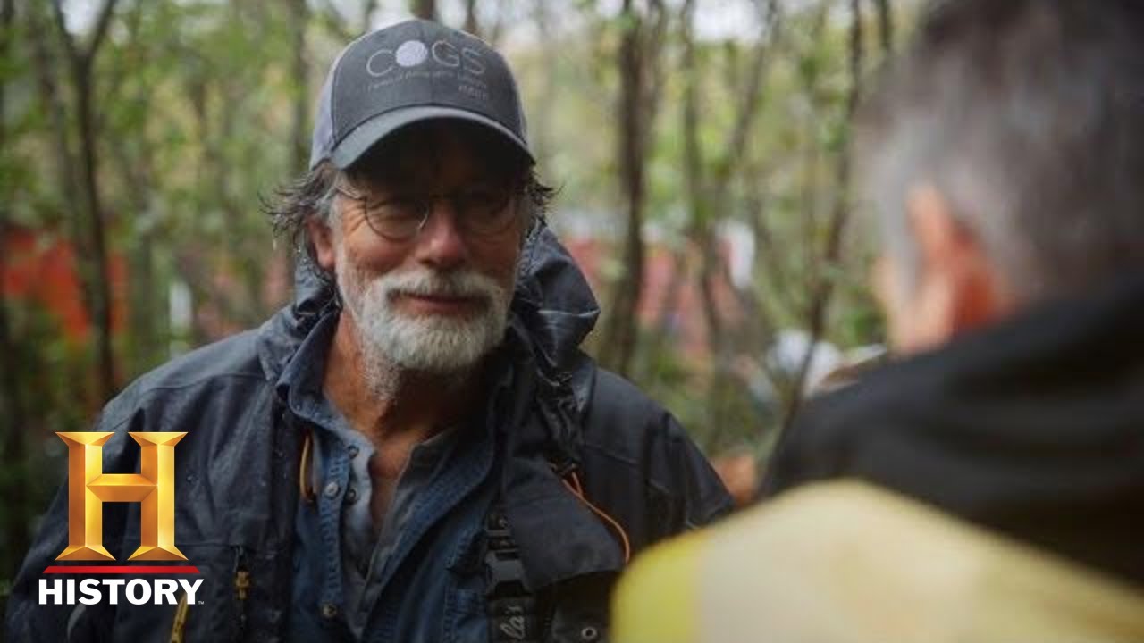 The Curse of Oak Island: ABANDONED CABIN LINKED TO PAST SEARCHERS (Season 7) | History