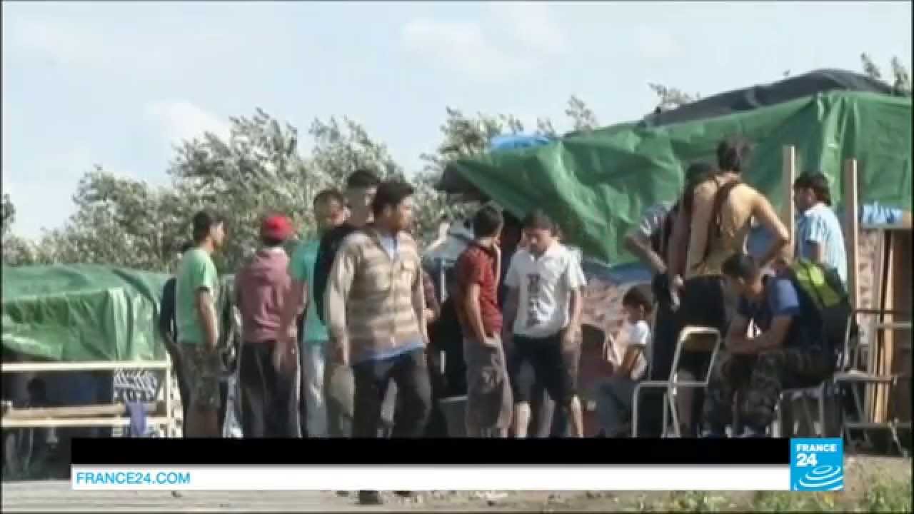 Europe migrant crisis: UK and France to sign security cooperation deal