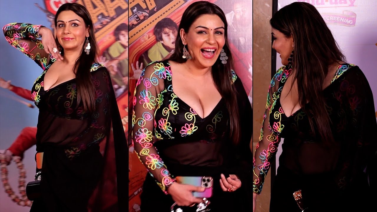 Yamini Malhotra🔥Stunning In Black Saree | MS shorts