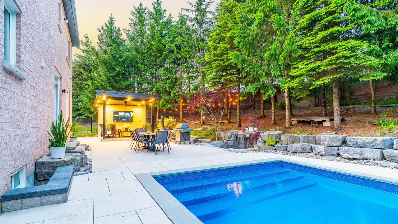 Realvideotour.ca - Cinematic Pool Video Tour at Sunrise