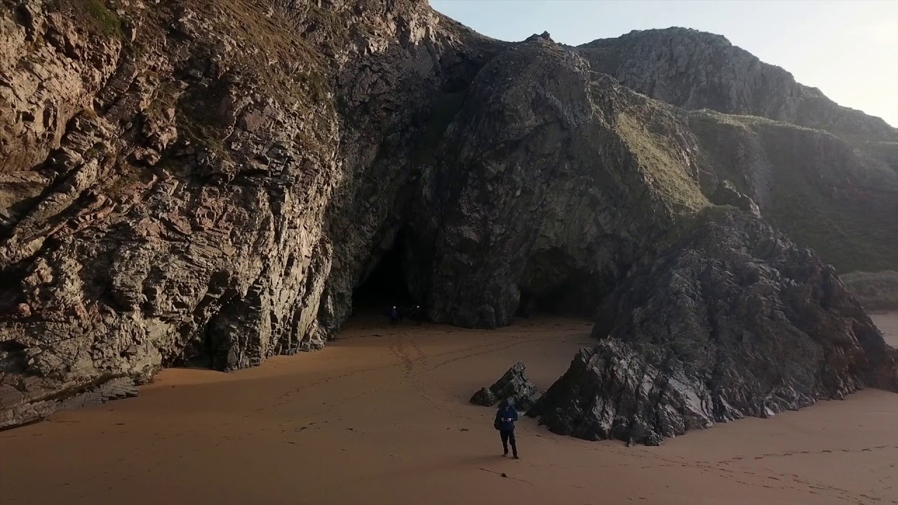 murder hole