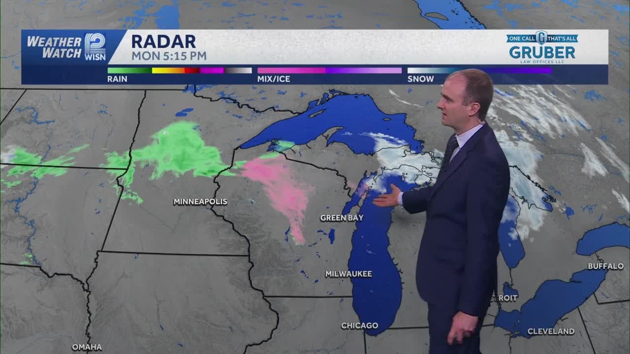 2/9 Evening forecast: Mild temperatures continue in SE Wisconsin