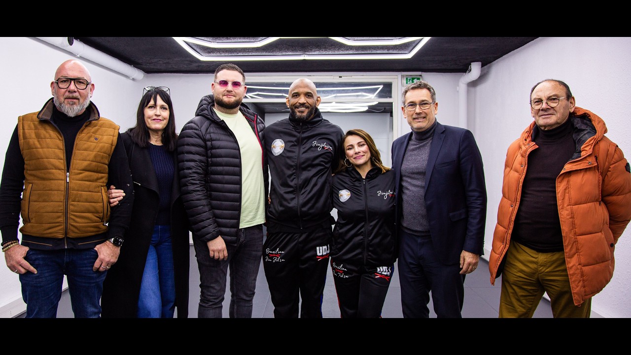 Inauguration de l'Université de Jiujitsu avec la présence de Mr le Maire de Carros, Yannick Bernard.