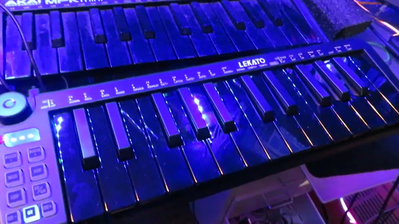 ROCK JAM VS LEKATO : Portable, Budget-friendly Hardware MIDI Controllers in 2025. Which Is Better?