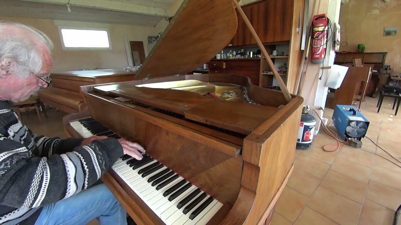 Valse de Chopin sur le quart de queue Augustin Gaveau
