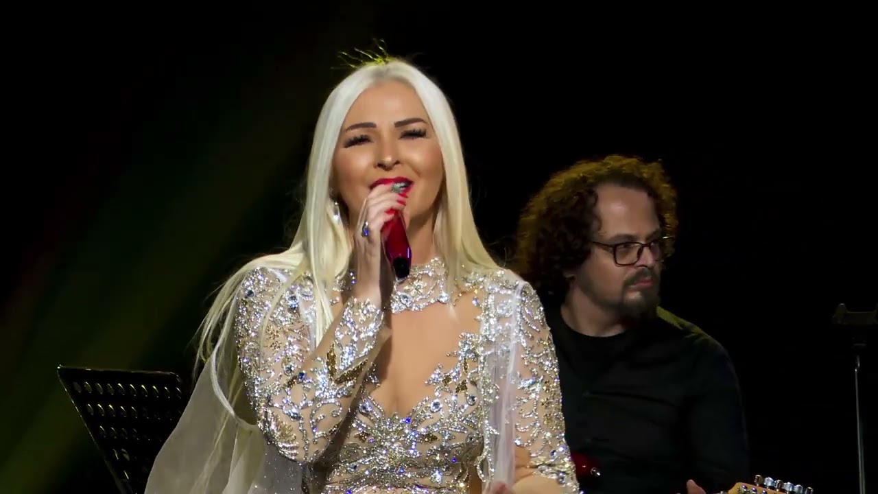 Mihrije Braha  Vet me the te dua   LIVE