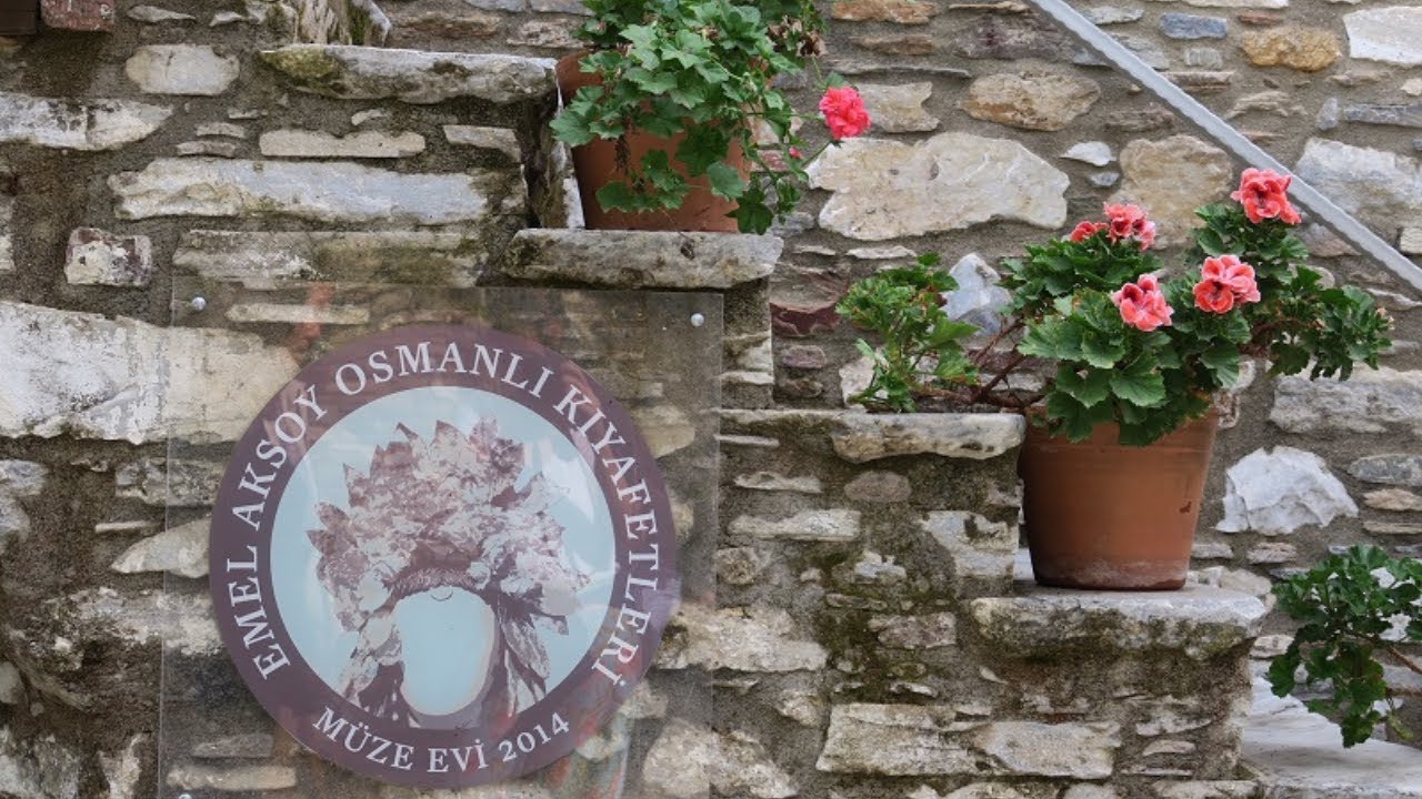 Söke Doğanbey Köyü'nde Osmanlı torunu Emel Aksoy'u ve müzesini ziyaretimiz (10 Eylül 2019  Röportaj)