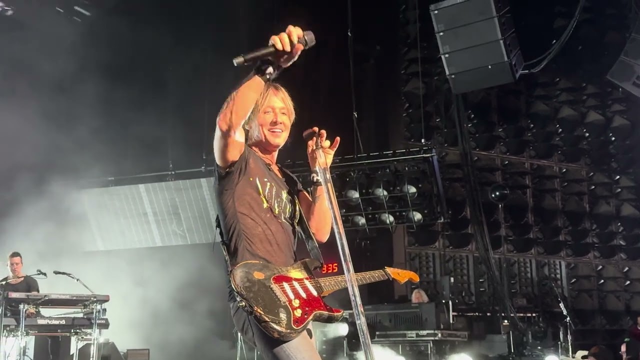 Somewhere in My Car, Keith Urban, Pine Knob, Clarkston, Michigan- 6/22/25