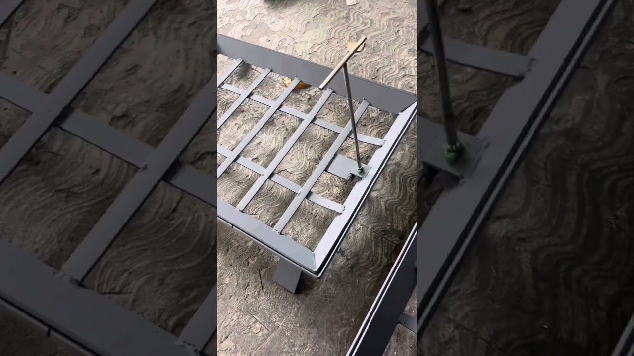 Tapas de registro con extracción de tornillo como los fabricas tu y q te parece esta forma #herreria