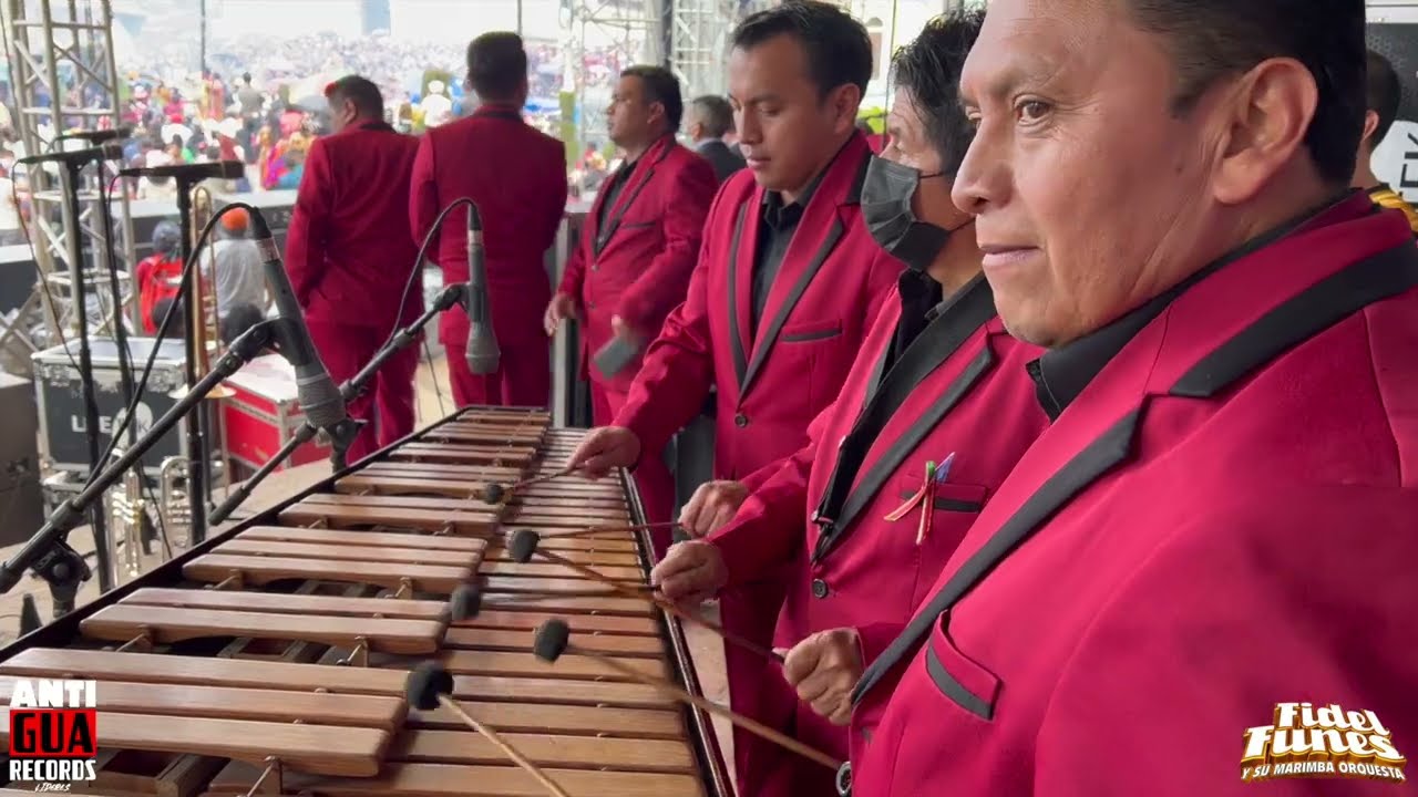 Fidel Funes y San Miguel Arcangel desde Totonicapán