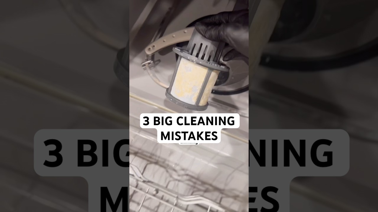 3 BIG Cleaning Mistakes #cleaningshorts #deepcleaning