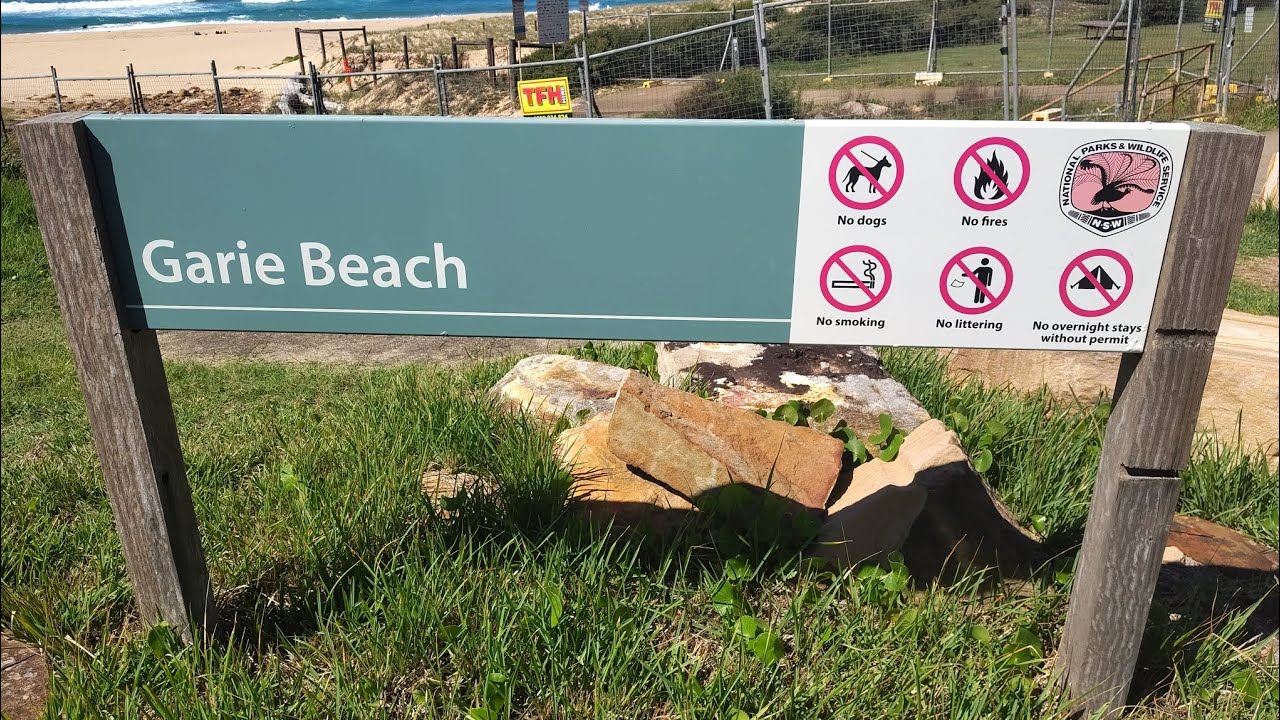 Garie Beach cliff walk