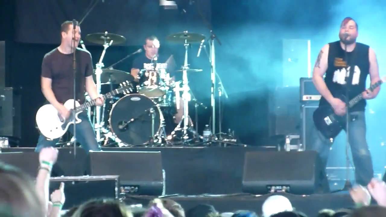 Skate Or Die, by Teenage Bottlerocket (@ Groezrock, 2011)