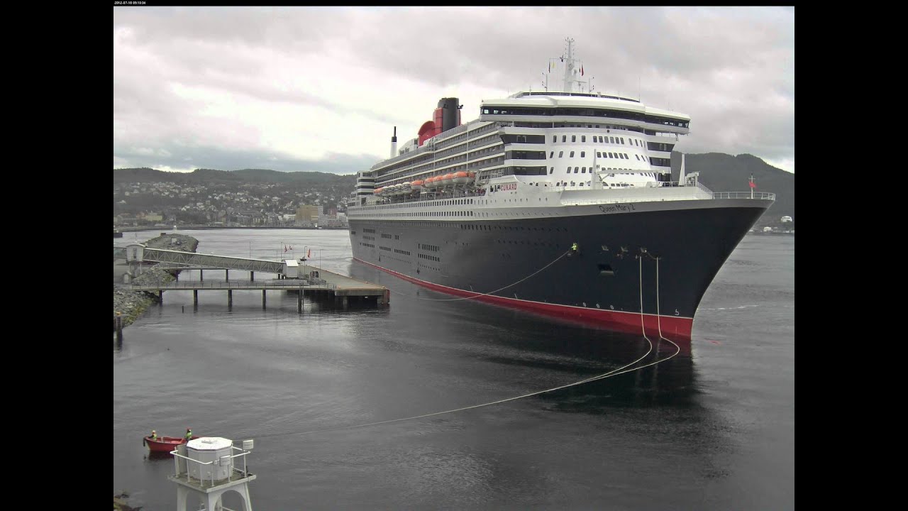 Queen Mary 2 legger til kai i Trondheim
