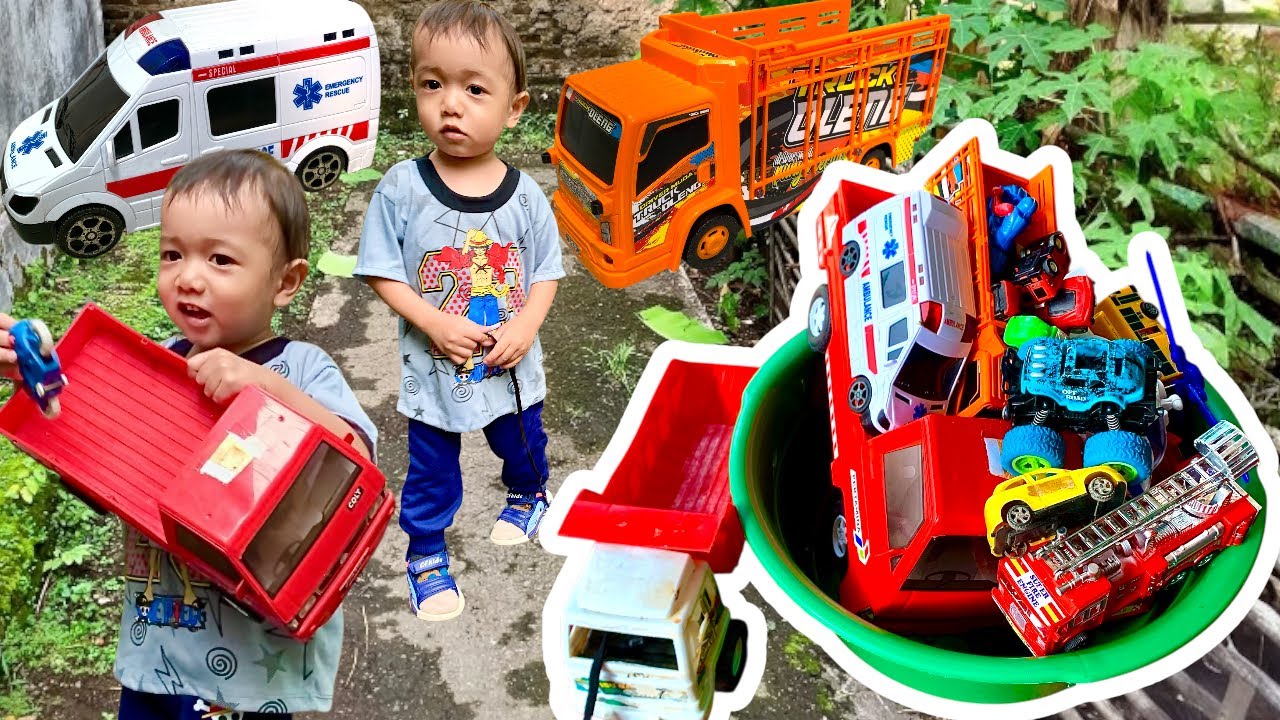 Mencari Mainan Mobil Dump Truk,truk pasir,truk oleng,Ambulan,Pemadam kebakaran,Helikopter polisi