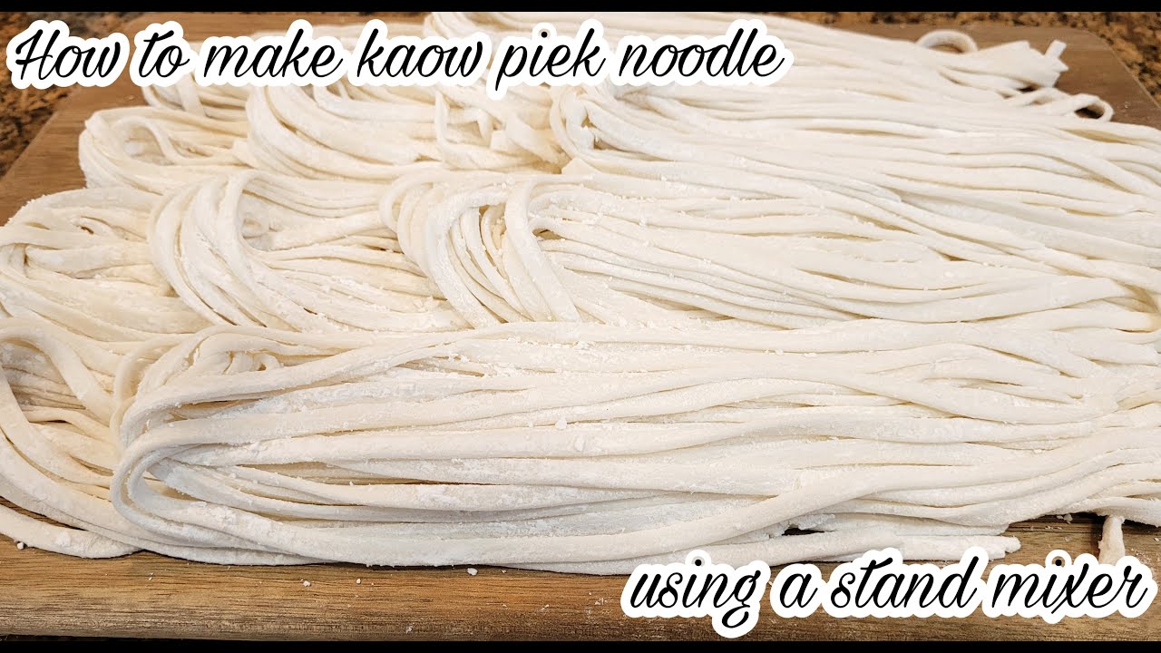 How to make Khao piek sen (homemade Lao tapioca rice flour noodles) banh canh/easy noodles recipe