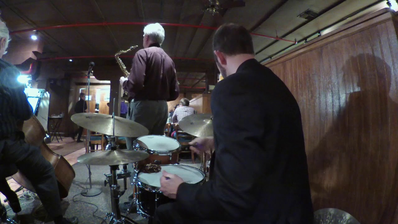 Jay Ware, Brush Solo - In Walked Bud