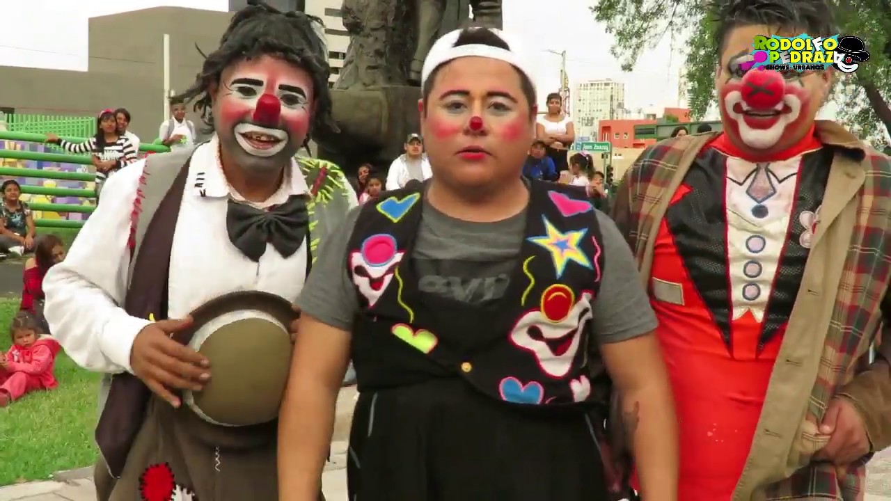 Los Mejores Payasos  Cachito Bomba Loca, Chito Kanitas y Kache en la Macroplaza de Monterrey
