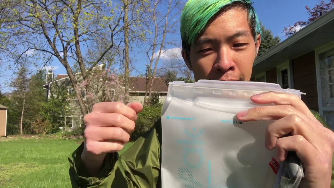 Lazy Bushcrafters - Jon Reviews The Hydrapak 2L Bladder