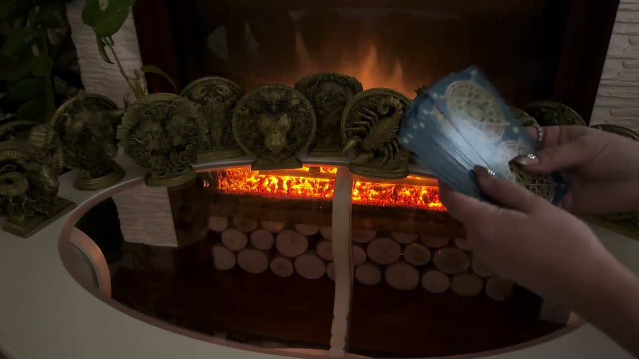 Таро прогноз на полнолуние 01 февраля 2026г для каждого знака зодиака. Главные, важные события.