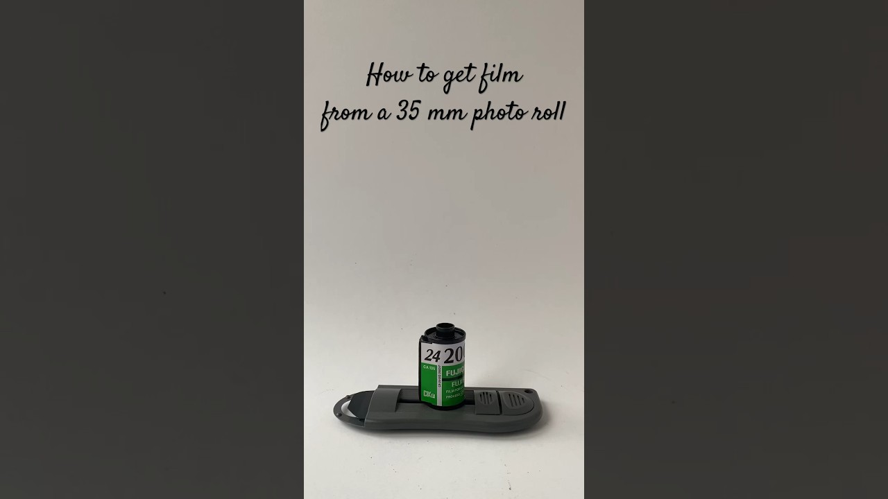 How to get film from a 35 mm photo roll
