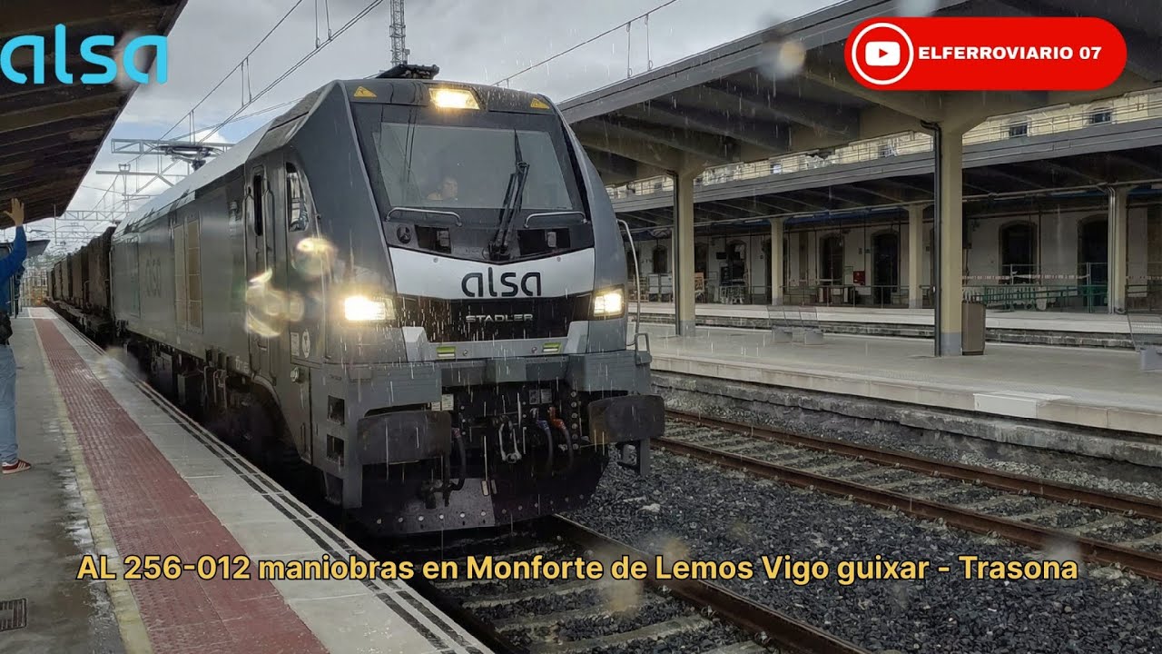 maniobras de la 256-012 en la estación de Monforte de Lemos destino Trasona 