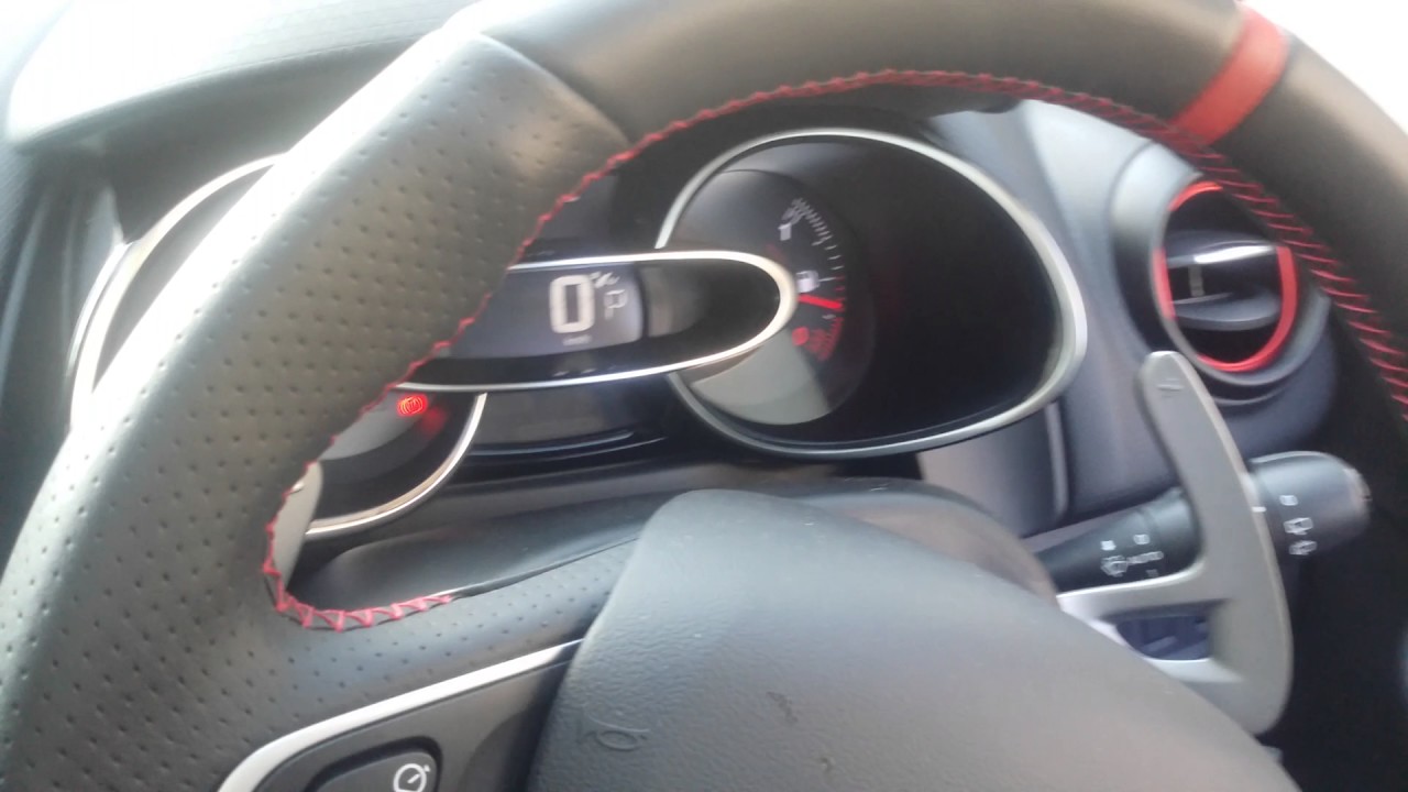 Renault Clio RS Test Review