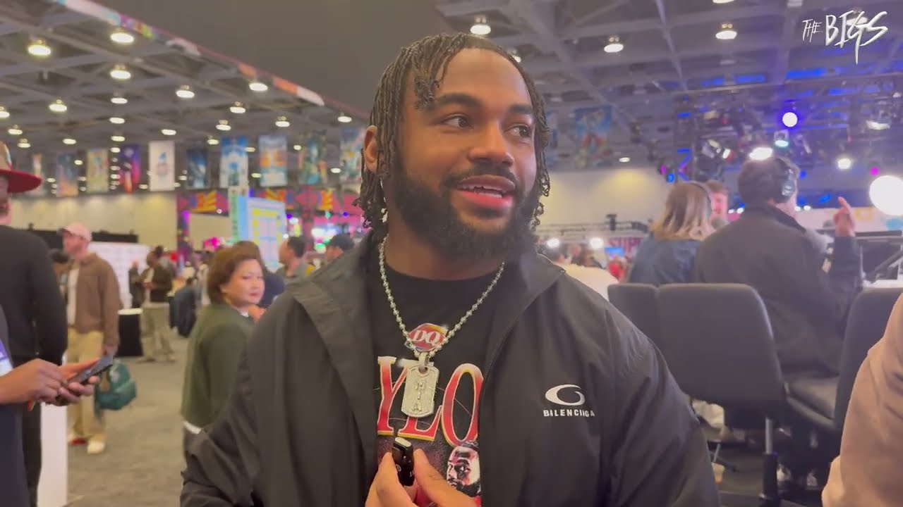 DJ Moore и D'Andre Swift комментируют ранние слухи о предстоящем сезоне на Radio Row в #SBLX | Th...