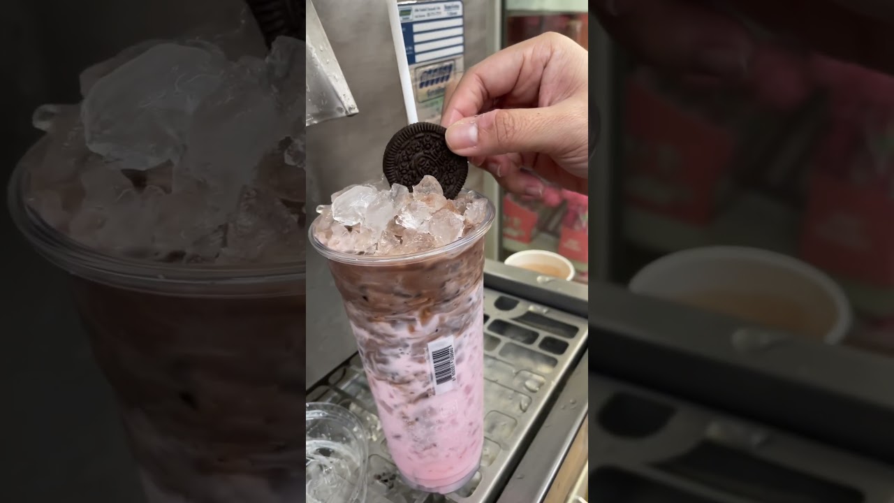Mickey's Cocoa Strawberry🖤❤️🩷 Happy Birthday Mickey🎂 #conveniencestore