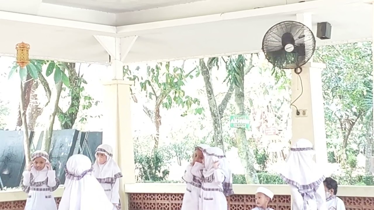 Mba Aisyah latihan sm teman teman
