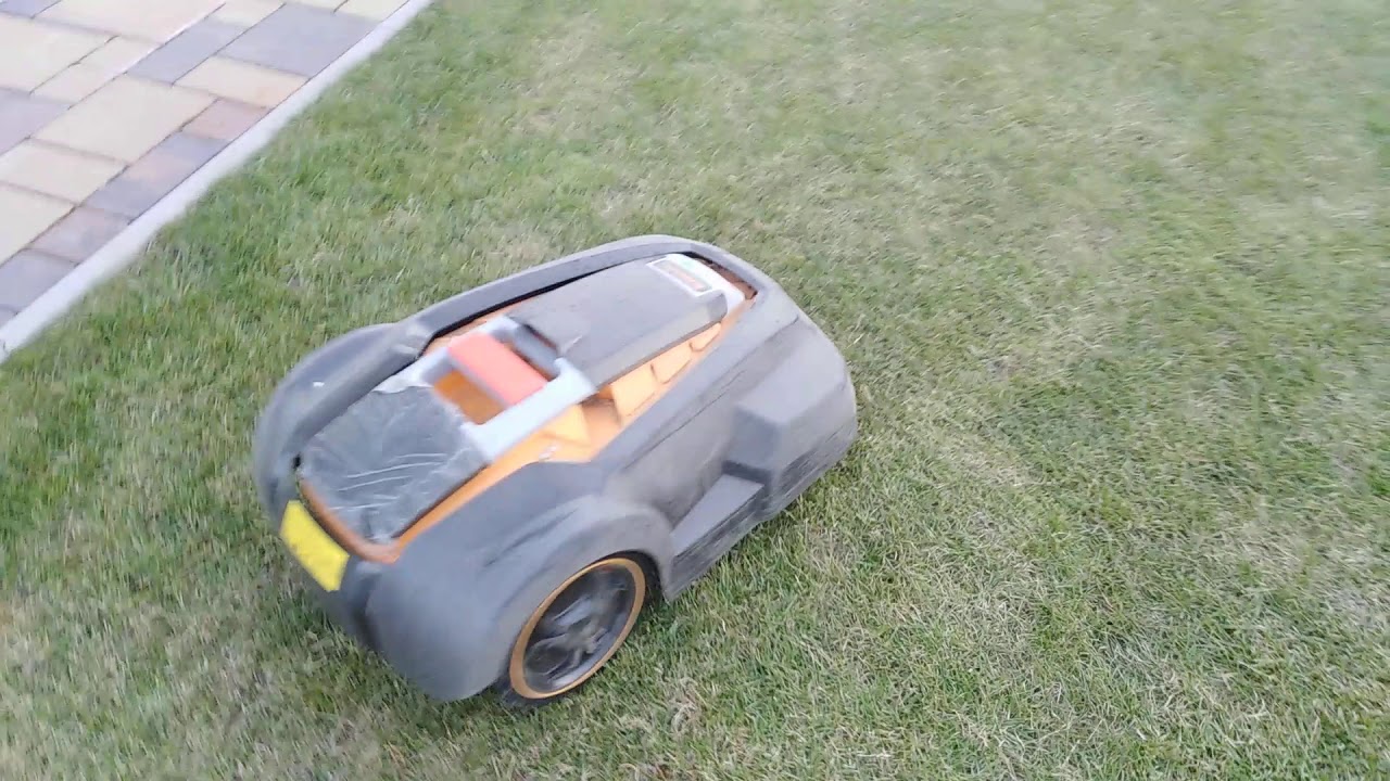 Riwall RRM 1000 robotfünyíró