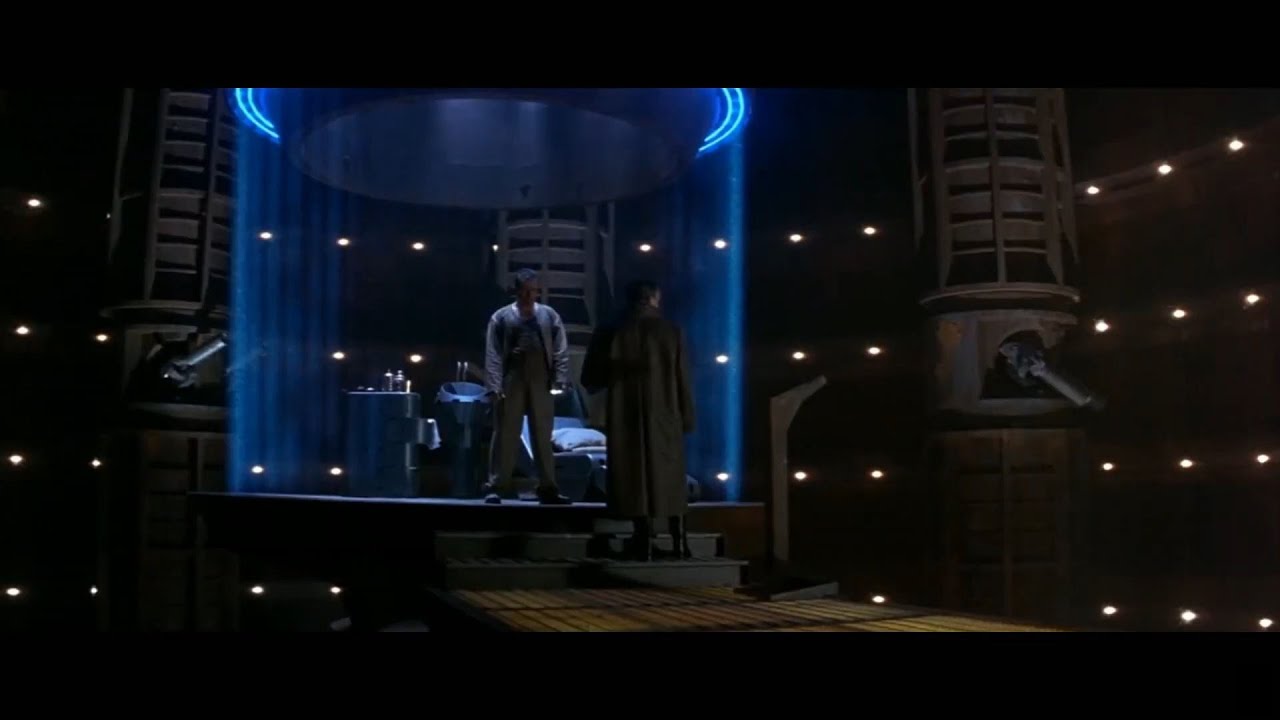 Judge Dredd - The Meaning Of Life [HD]
