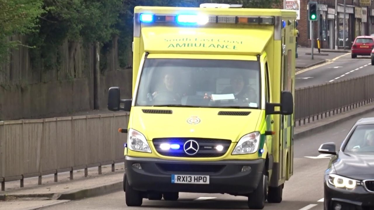 South East Coast Ambulance Service // Mercedes Benz Sprinter Ambulance // Responding