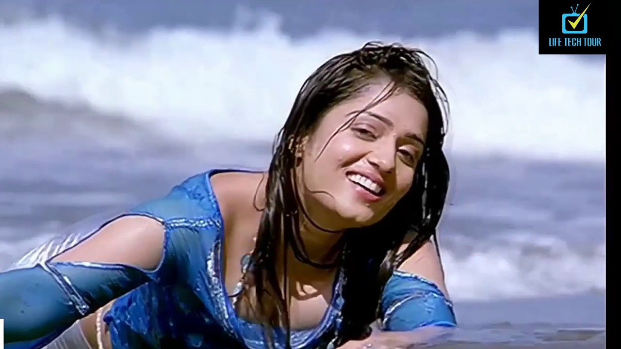 Sagar dake -shreya ghosal | Nikita hot in beach