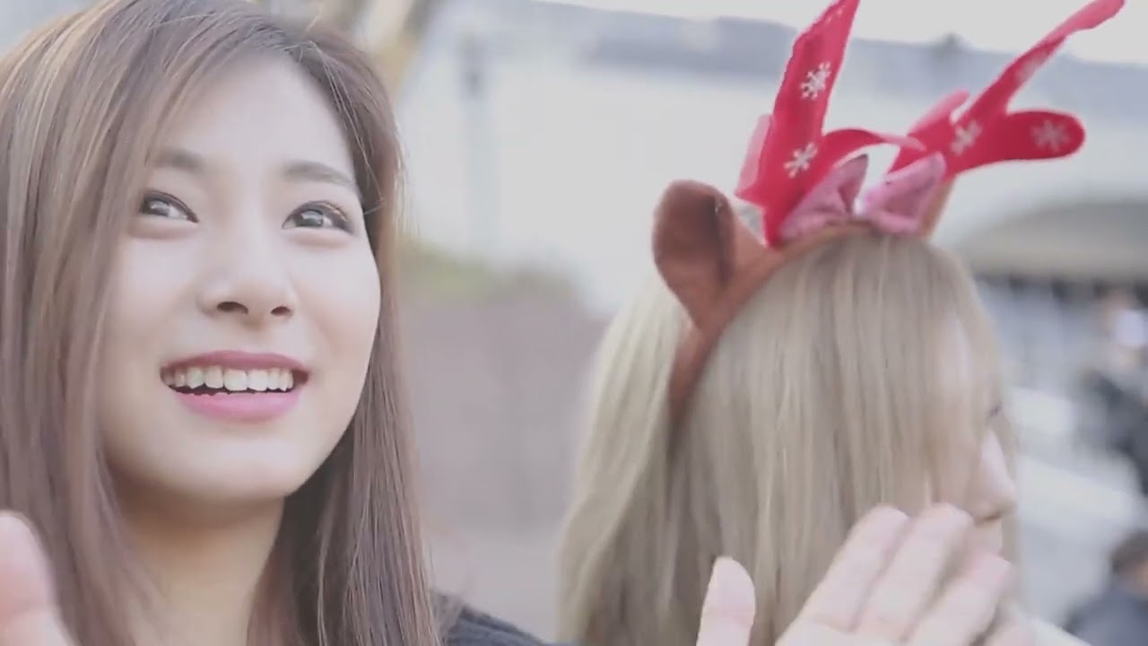 [TWICE 1001] What had JYP said that made TZUYU A Pure Angel? (子瑜從SIXTEEN開始就是已經被JYP認證過的好品行代表)