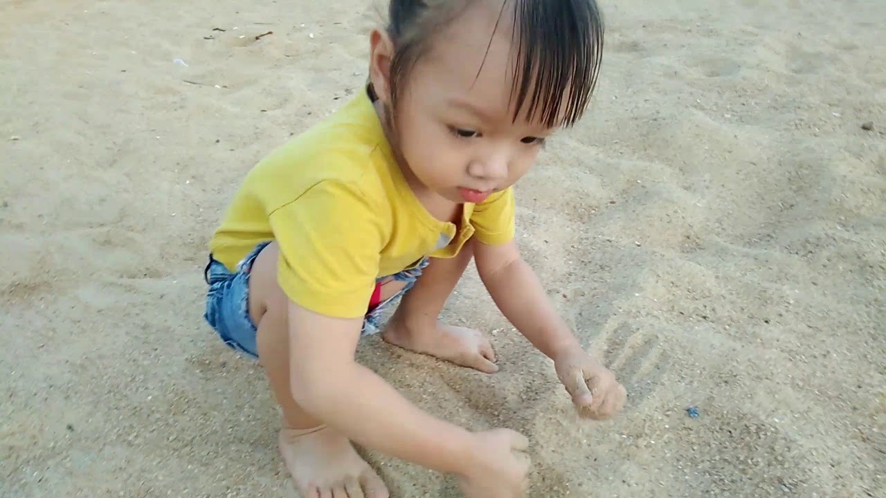 NGƯỜI THỨ 3 ..MV CON NIT./H&Agrave; TI&Ecirc;N TV