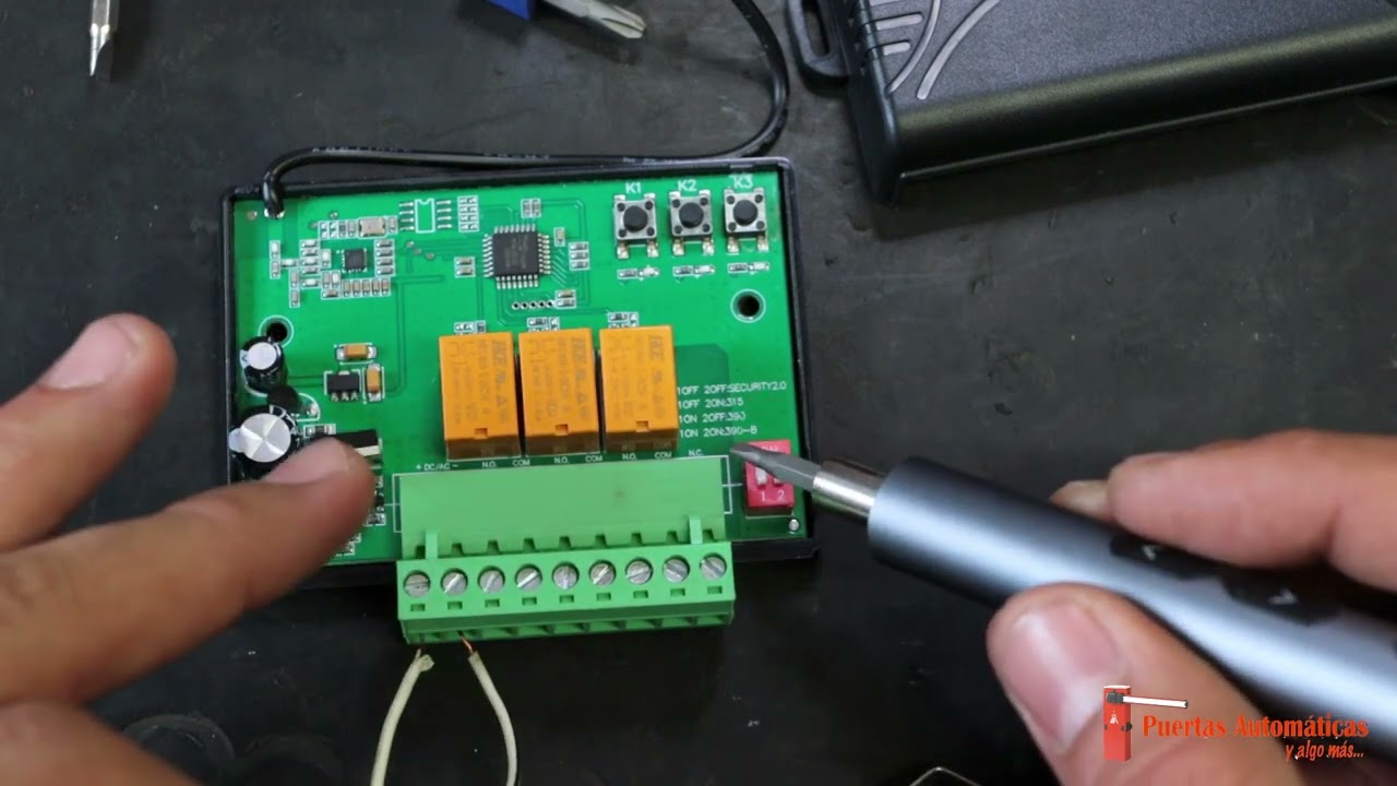RECEPTOR GENERICO MULTIFRECUENCIA 315MHZ,390MHZ,2.0 MHZ